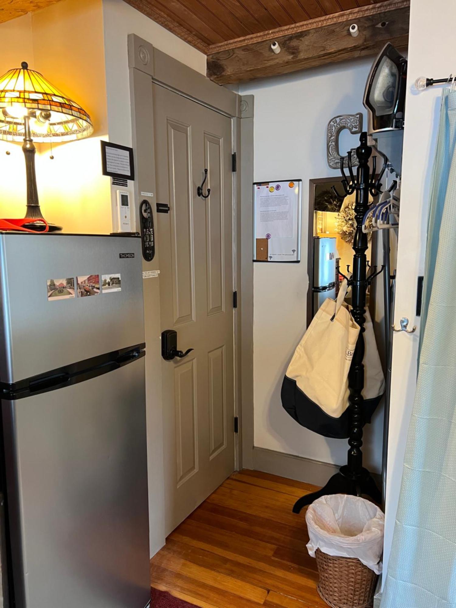 Hallowell Rooming House エクステリア 写真