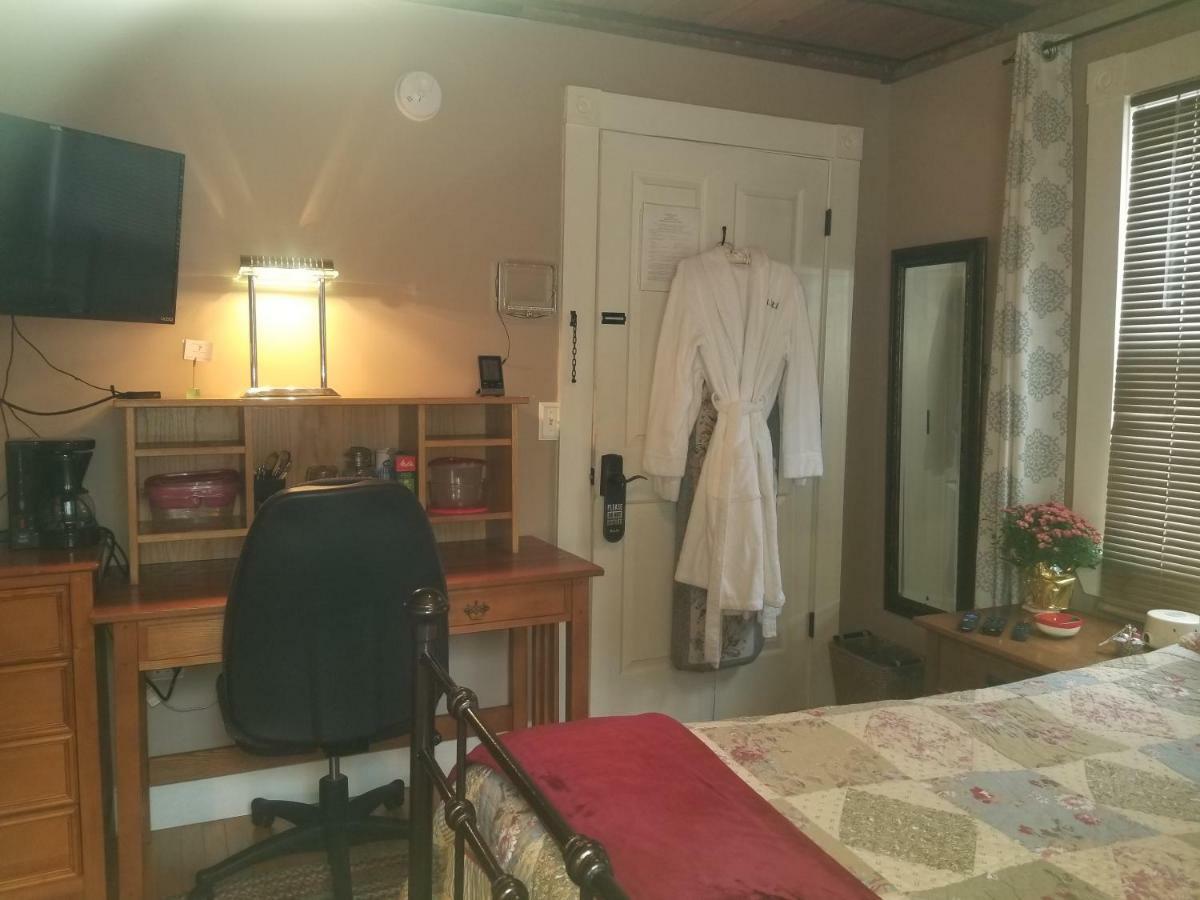 Hallowell Rooming House エクステリア 写真